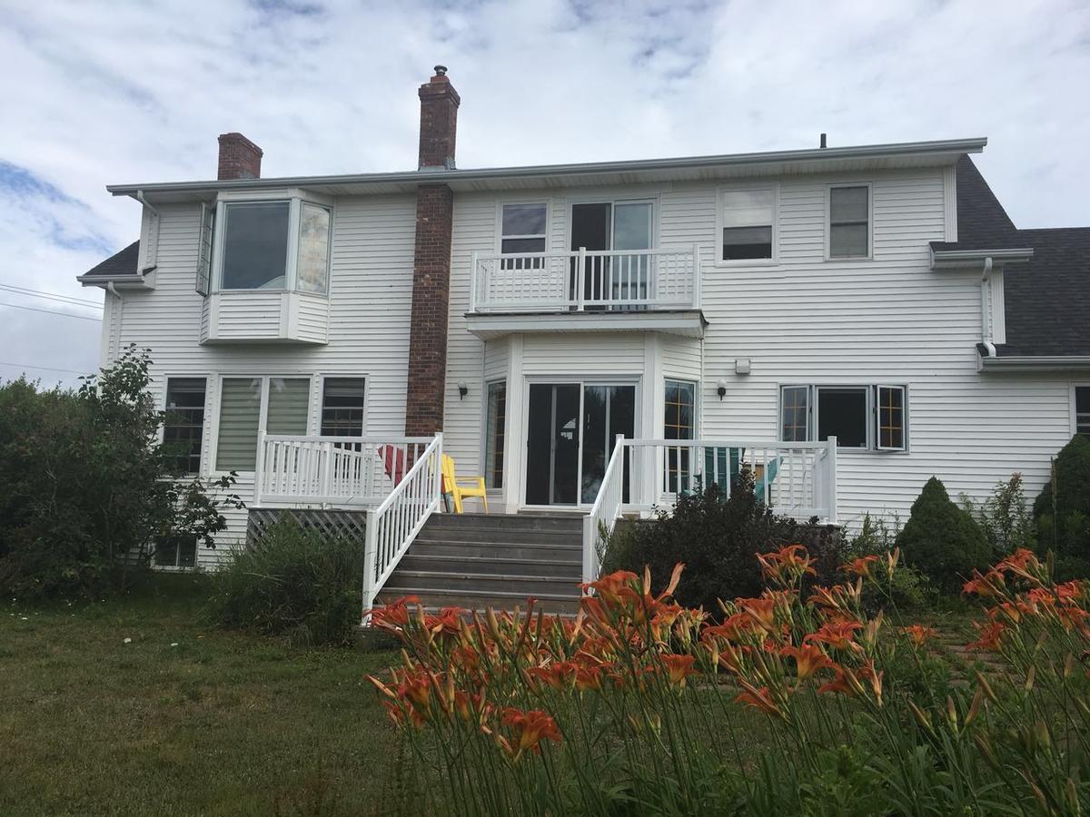 Seaview White House Bed & Breakfast Stratford Exterior photo