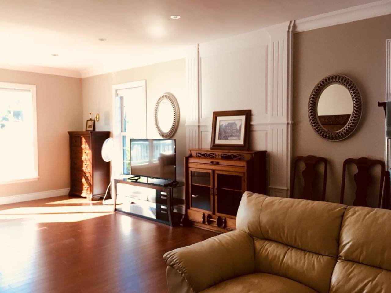 Seaview White House Bed & Breakfast Stratford Exterior photo